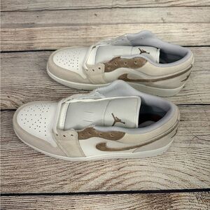 Jordan 1 low White and Tan Sneakers